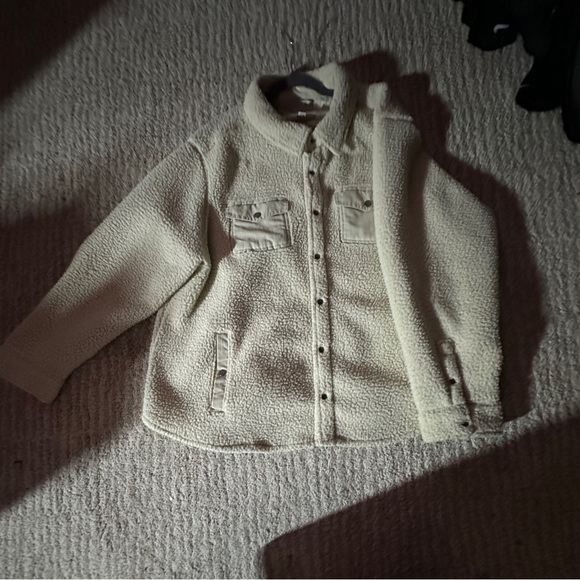 Goodfellow & Co, white fuzzy jacket/shacket. Men’s 2X - Picture 3 of 3